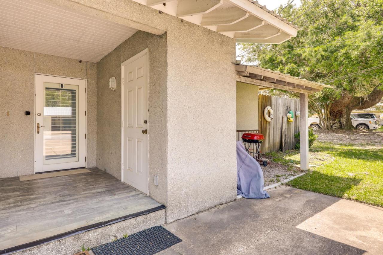 Pet-Friendly Jekyll Island Abode - Walk To Beach! Exterior photo